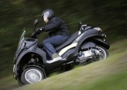 Piaggio MP3 LT 250